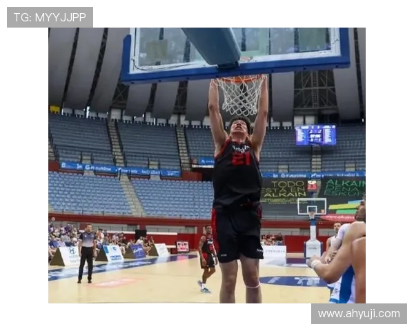 又伤又困境首秀0分0篮板神射手成玻璃人NBA之路是否已走到尽头