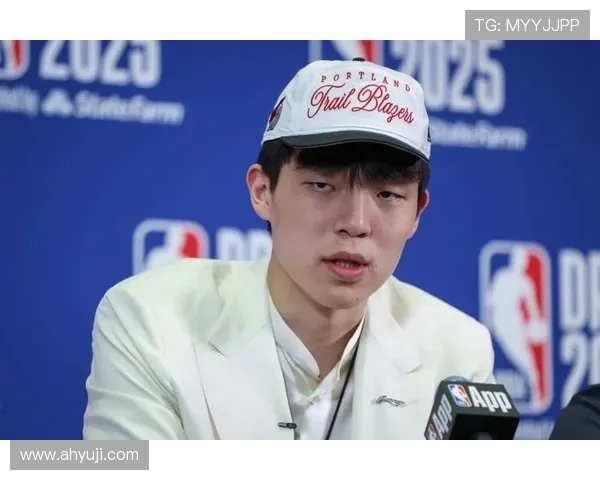 杨瀚森两场比赛狂飙新高6+4+1！全能表现再度升级引爆关注